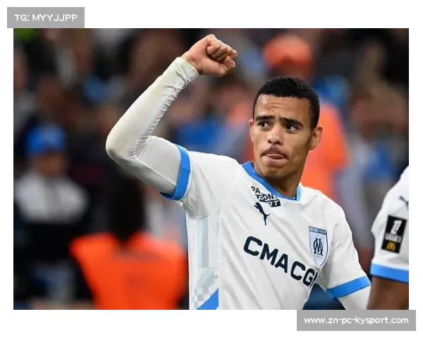 格林伍德点球破门,马赛主场气氛达到高潮 格林伍德点球破门,马赛主场气氛达到高潮